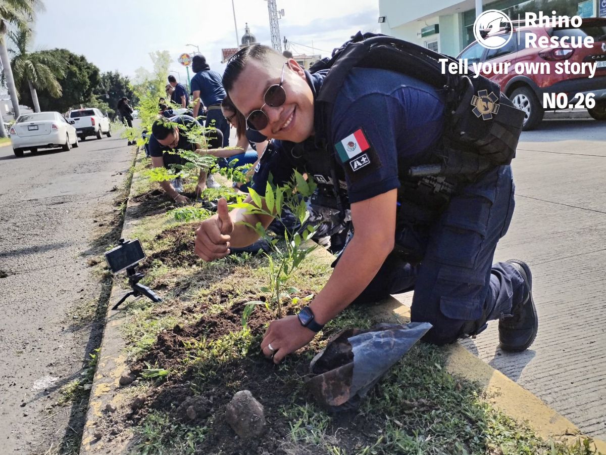Mexican Police Officer