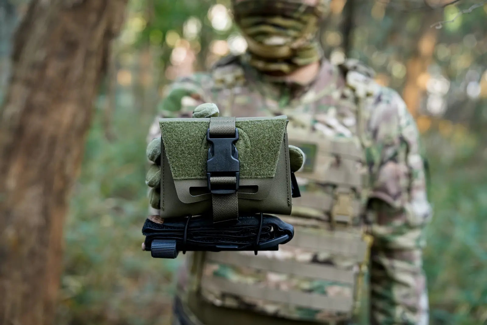 Cordura® Mini Tactical IFAK – Combat Metal Tourniquet, Rip-Away MOLLE Pouch, Bleeding-Control EDC
