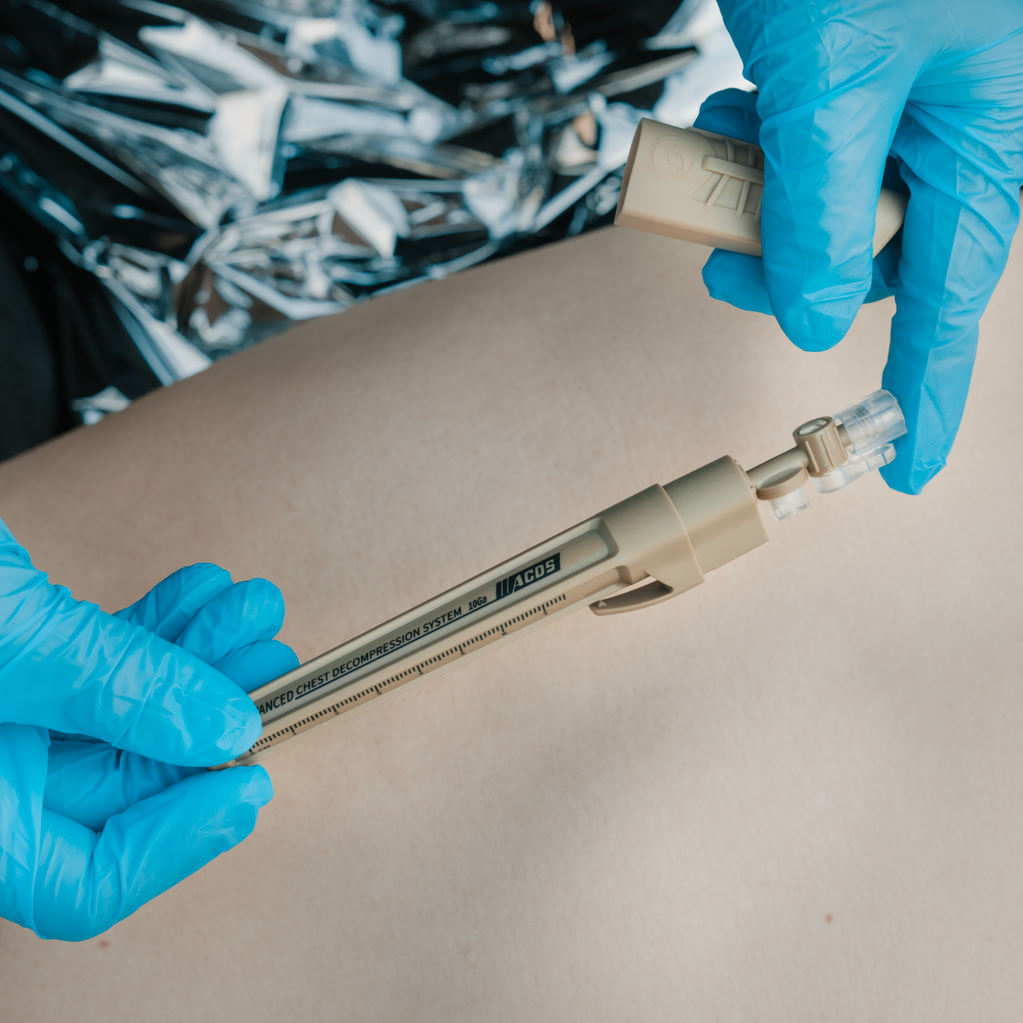 Decompression needle